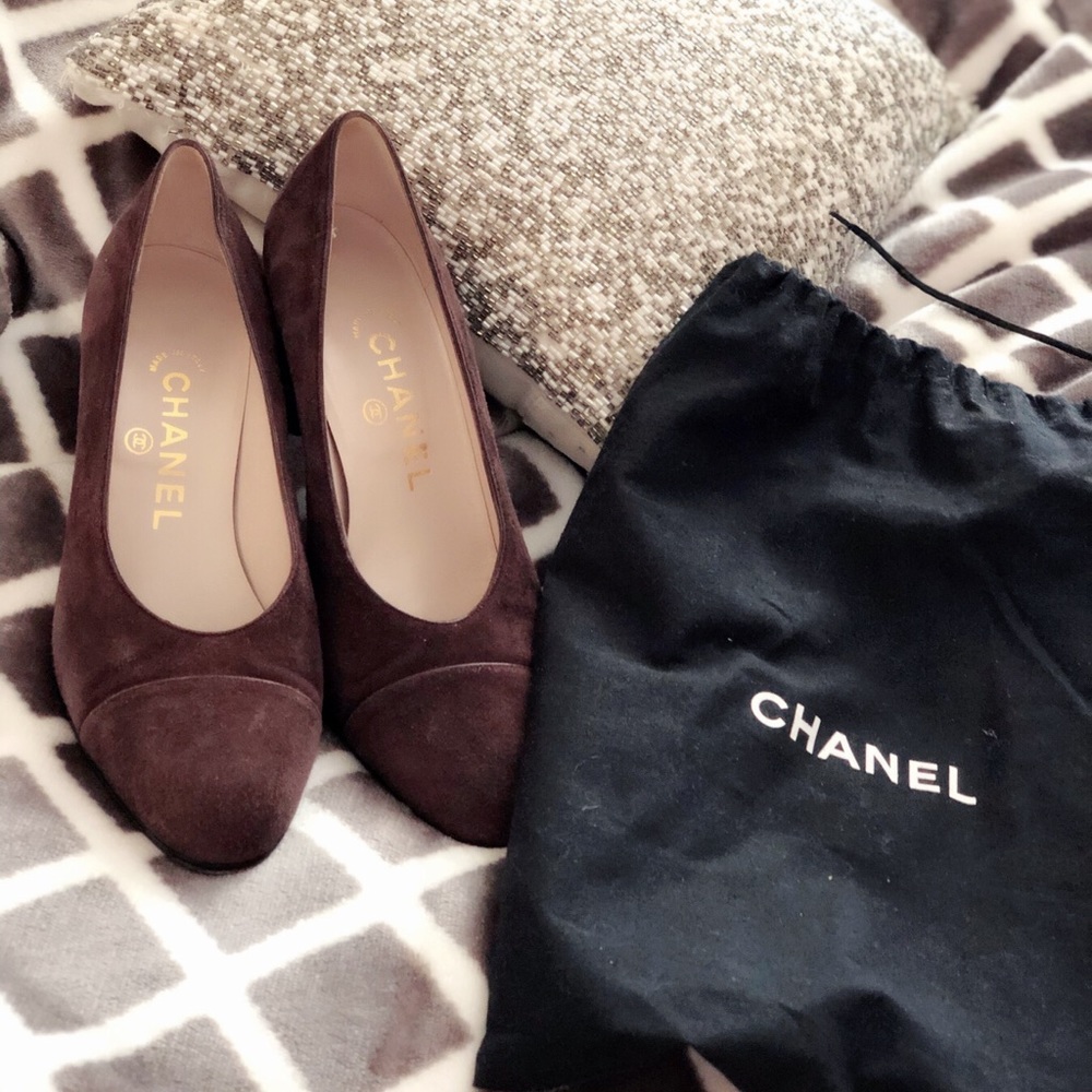 Chanel Suede almond shaped capped toe pumps